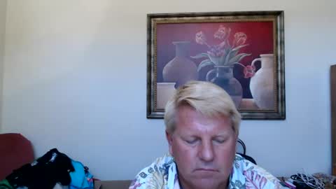 Snapshot of hardblondcouplehawaii chatting on June 16, 8:22 pm Steele and Cassie online show from June 16, 8:22 pm