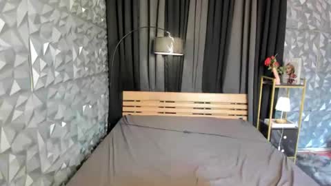 prance online show from March 4, 1:23 am