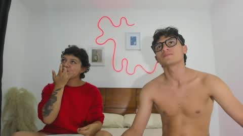 kade and demi independent models online show from April 21, 5:14 am