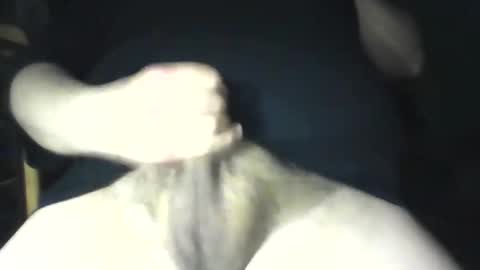 hardfrenchdick17 online show from April 24, 2:03 am