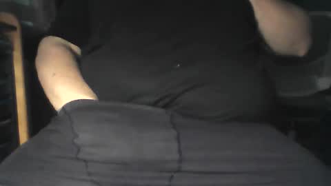 hardfrenchdick17 online show from April 29, 8:18 am