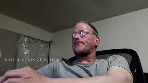 Snapshot of hardnhorny1011 chatting on May 26, 3:24 am HardNhor3y online show from May 26, 3:24 am
