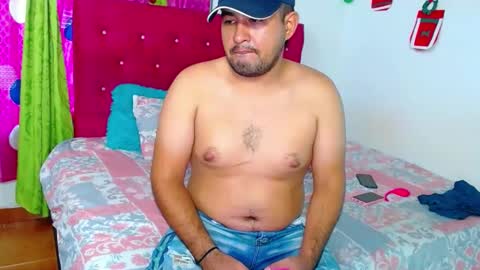 Snapshot of hardporngirl69 chatting on January 10, 10:46 pm SARYS AND GEISON online show from January 10, 10:46 pm