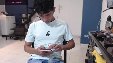 Andres Dean online show from February 21, 1:55 am