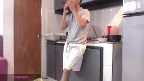 Andres Dean online show from September 18, 8:00 pm