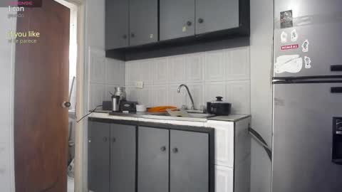 Andres Dean online show from February 5, 8:13 pm