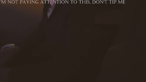 Snapshot of hardswtch chatting on December 5, 9:28 pm Tom online show from December 5, 9:28 pm