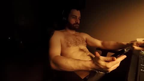 Snapshot of hardswtch chatting on September 15, 10:26 am Tom online show from September 15, 10:26 am