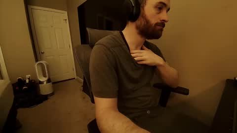 Snapshot of hardswtch chatting on September 18, 3:58 pm Tom online show from September 18, 3:58 pm