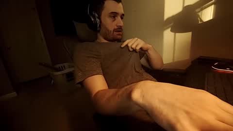 Snapshot of hardswtch chatting on September 29, 11:48 am Tom online show from September 29, 11:48 am