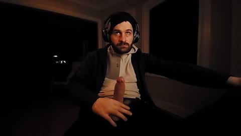 Snapshot of hardswtch chatting on October 20, 11:10 am Tom online show from October 20, 11:10 am