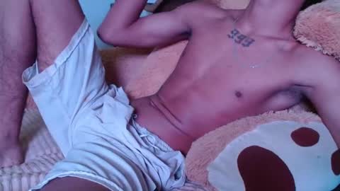 Snapshot of haresandpame_mds chatting on December 22, 4:06 pm Hares online show from December 22, 4:06 pm