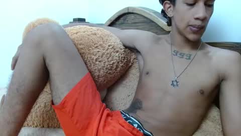 Snapshot of haresandpame_mds chatting on January 24, 12:31 pm Hares online show from January 24, 12:31 pm