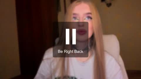 Snapshot of harley_kimm chatting on December 15, 5:23 am Julia online show from December 15, 5:23 am