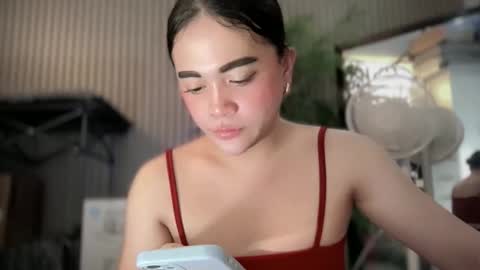 Snapshot of harley_queen69x chatting on December 4, 5:39 am BABY KIMMY online show from December 4, 5:39 am