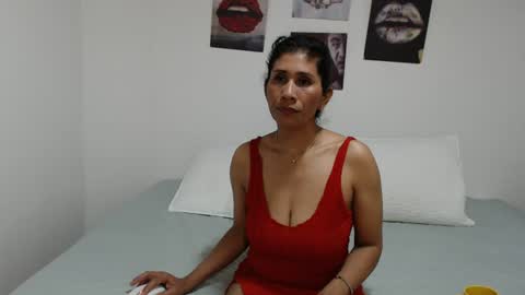 harley_quinns1 online show from July 8, 8:13 pm
