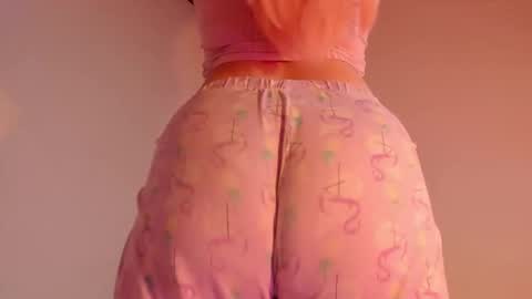 Annie online show from September 28, 5:02 am