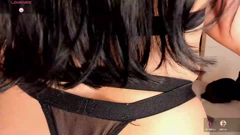     online show from December 6, 1:18 am