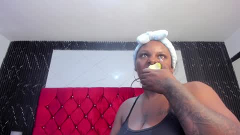 Snapshot of harleyevaans chatting on January 20, 12:07 pm Harley Evaans online show from January 20, 12:07 pm