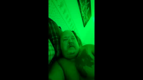 Snapshot of harleyguy1014 chatting on May 18, 12:40 am harleyguy1014 online show from May 18, 12:40 am