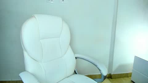 harleyqueen_robbie online show from September 19, 9:04 pm