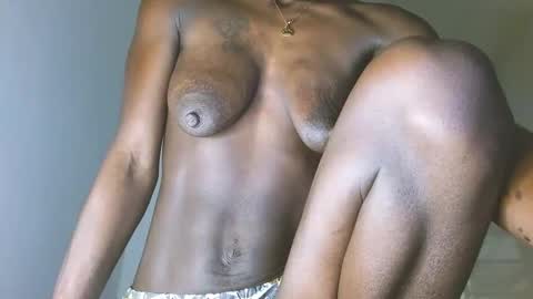 harleys_ebony online show from December 13, 7:58 am