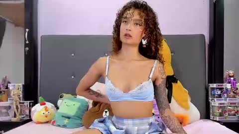 Harmony Hill online show from February 20, 11:32 pm