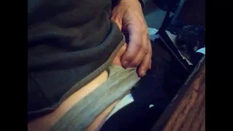 Snapshot of harold4848 chatting on December 16, 7:32 pm harold4848 online show from December 16, 7:32 pm