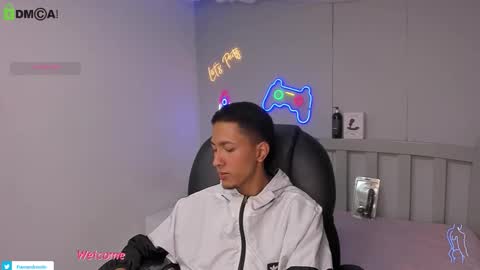 Snapshot of haroldxl chatting on February 3, 2:22 pm IM HAROLD online show from February 3, 2:22 pm