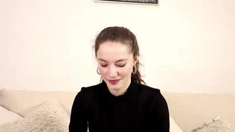 Snapshot of harribliss chatting on December 15, 11:36 am Harriet online show from December 15, 11:36 am