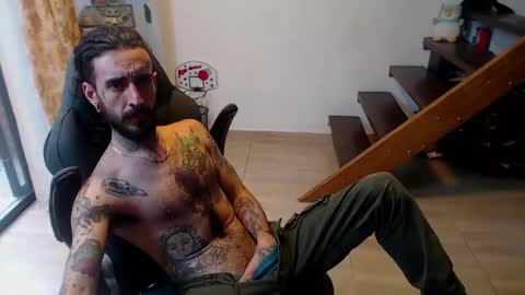 OMAR online show from January 2, 8:24 pm