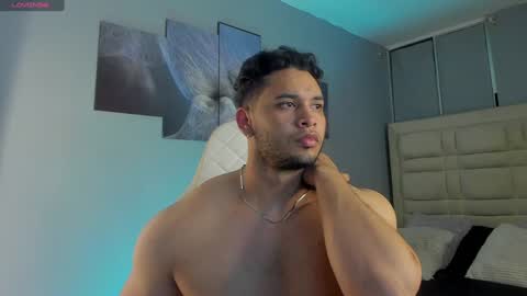 Harry Zandes online show from December 3, 5:42 am