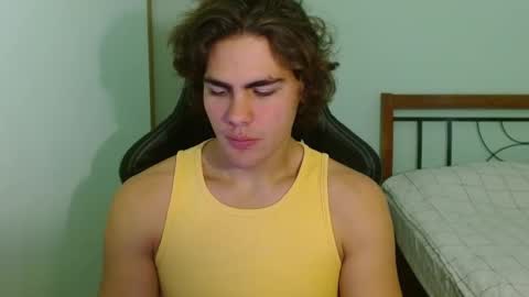 harryking1 online show from November 11, 9:37 pm