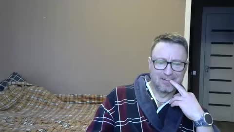 Snapshot of harrysnake chatting on January 3, 7:06 am HarrySnake online show from January 3, 7:06 am