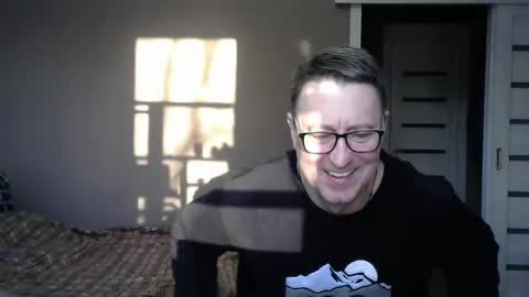 Snapshot of harrysnake chatting on January 21, 6:43 am HarrySnake online show from January 21, 6:43 am