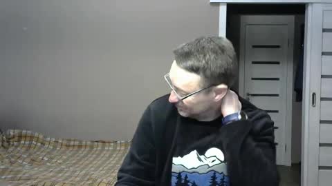 Snapshot of harrysnake chatting on January 27, 6:41 am HarrySnake online show from January 27, 6:41 am