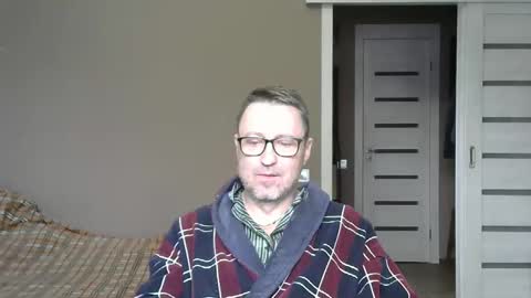 Snapshot of harrysnake chatting on February 23, 8:06 am HarrySnake online show from February 23, 8:06 am