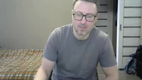 Snapshot of harrysnake chatting on March 1, 10:02 am HarrySnake online show from March 1, 10:02 am