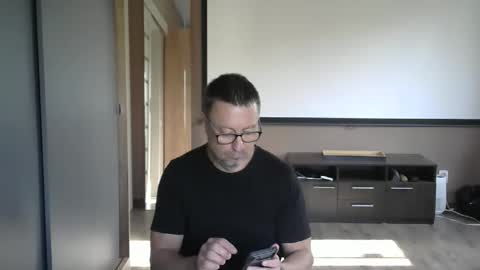 Snapshot of harrysnake chatting on October 1, 7:03 am HarrySnake online show from October 1, 7:03 am