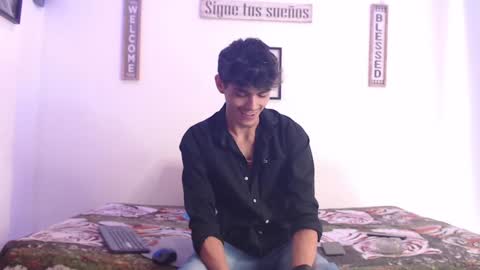 Snapshot of harrythomson1 chatting on January 25, 9:25 pm harry thomson online show from January 25, 9:25 pm