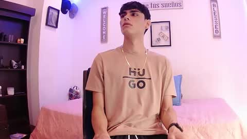 Snapshot of harrythomson1 chatting on September 11, 6:19 pm harry thomson online show from September 11, 6:19 pm