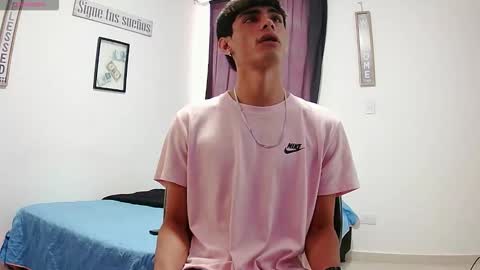 Snapshot of harrythomson1 chatting on October 12, 7:24 pm harry thomson online show from October 12, 7:24 pm