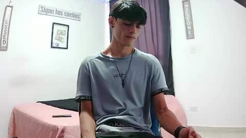 harry thomson online show from April 15, 3:52 pm