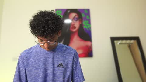 Snapshot of harrytwink18 chatting on December 11, 1:17 pm HARRY online show from December 11, 1:17 pm