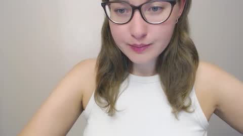 hartfoxx online show from October 6, 9:45 pm