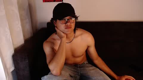 Snapshot of haru_boi chatting on September 20, 7:09 am Haru online show from September 20, 7:09 am