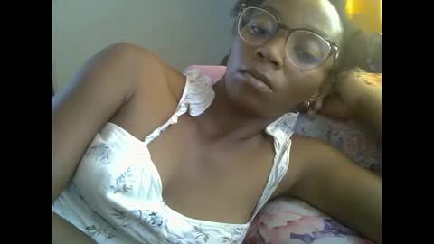 Snapshot of harysette chatting on March 25, 10:43 am harysette online show from March 25, 10:43 am