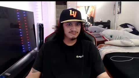 Snapshot of hashg0d chatting on December 15, 1:21 am hashg0d online show from December 15, 1:21 am