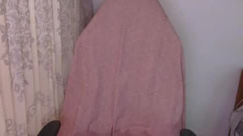 Snapshot of hasley_bbylee chatting on May 13, 3:42 pm lady online show from May 13, 3:42 pm