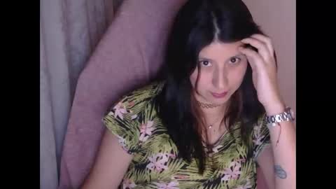 Snapshot of hasley_bbylee chatting on May 16, 12:18 am lady online show from May 16, 12:18 am